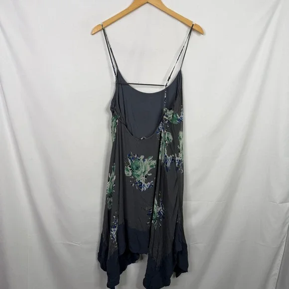 Free People Grey Floral Handkerchief Hem Slip Dress Womens Medium Boho Summer - Picture 7 of 9